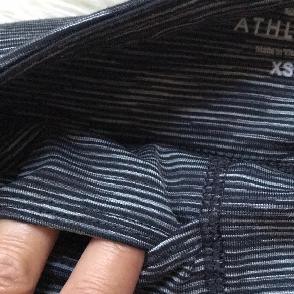 Athleta black & gray space dyed cropped leggings - Picture 7 of 8